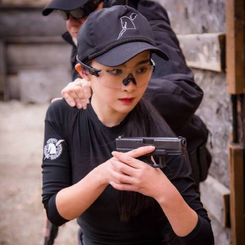 女神抢手李七七
